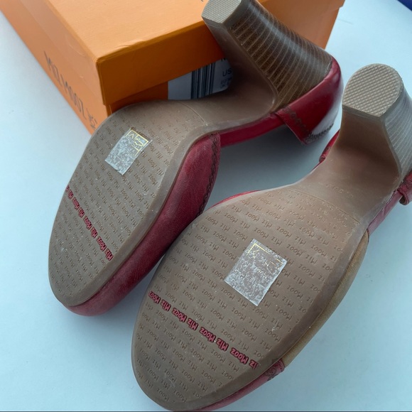 NIB Miz Mooz Nazar Red Heels Size 8 - Picture 5 of 6